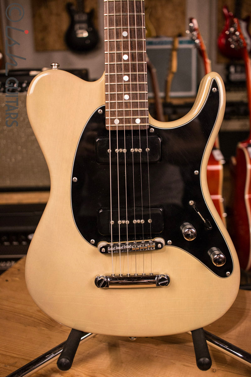 1992 Valley Arts Larry Carlton Standard Pro Guitar USA Made Telecaster Style