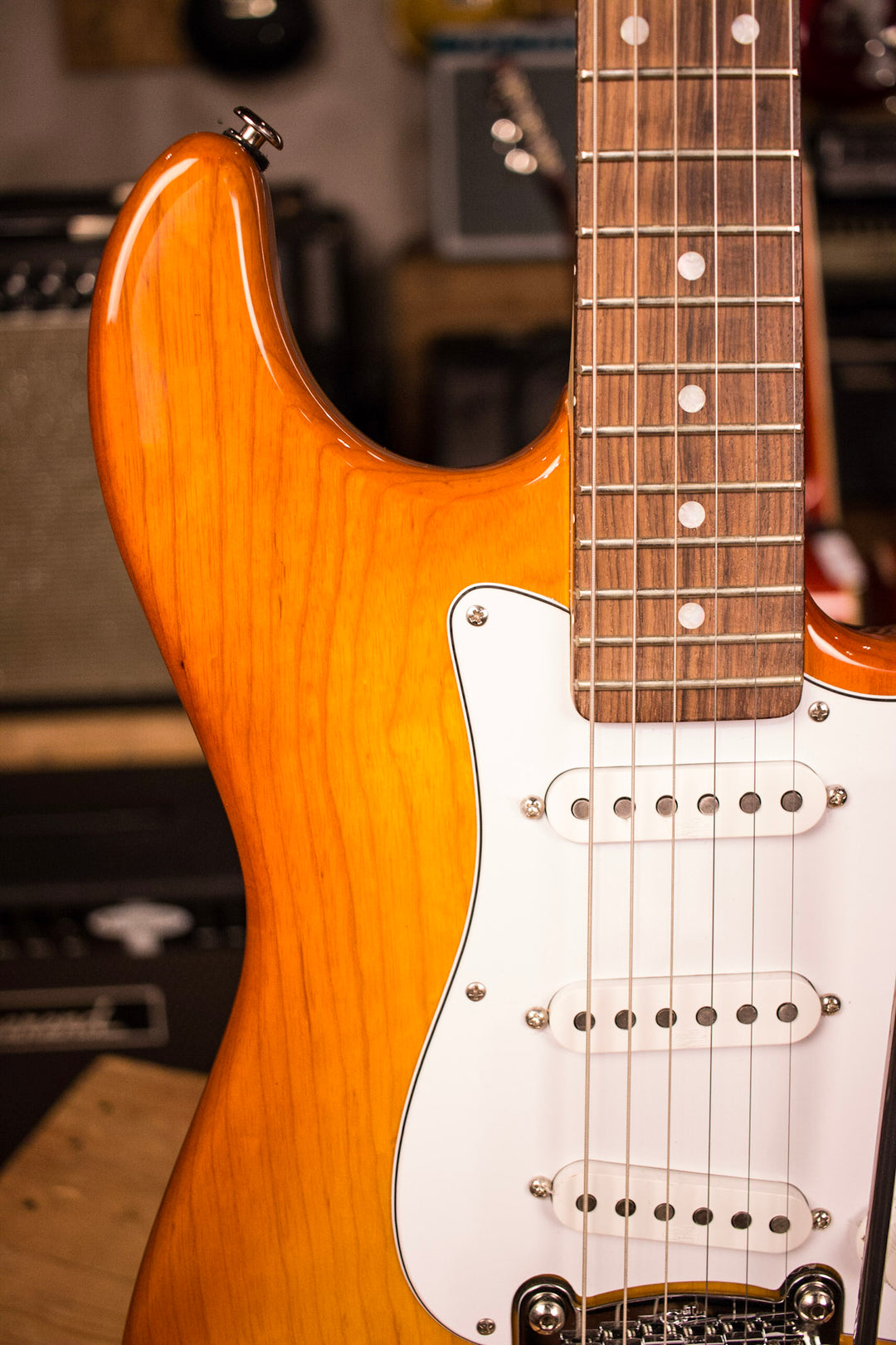 2015 G&amp;L Legacy Honeyburst Maple Neck Rosewood Fingerboard Custom