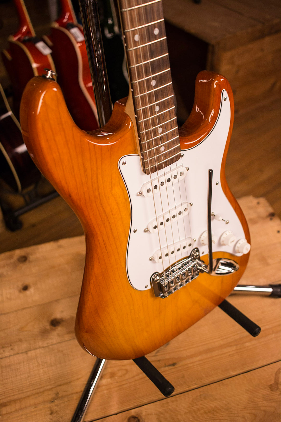 2015 G&amp;L Legacy Honeyburst Maple Neck Rosewood Fingerboard Custom