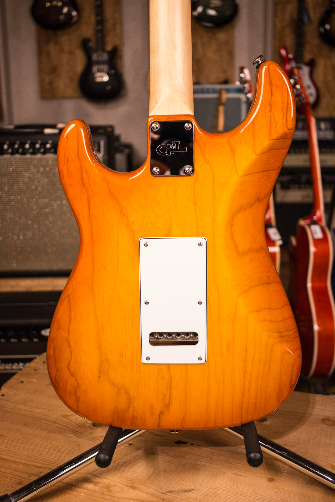 2015 G&amp;L Legacy Honeyburst Maple Neck Rosewood Fingerboard Custom