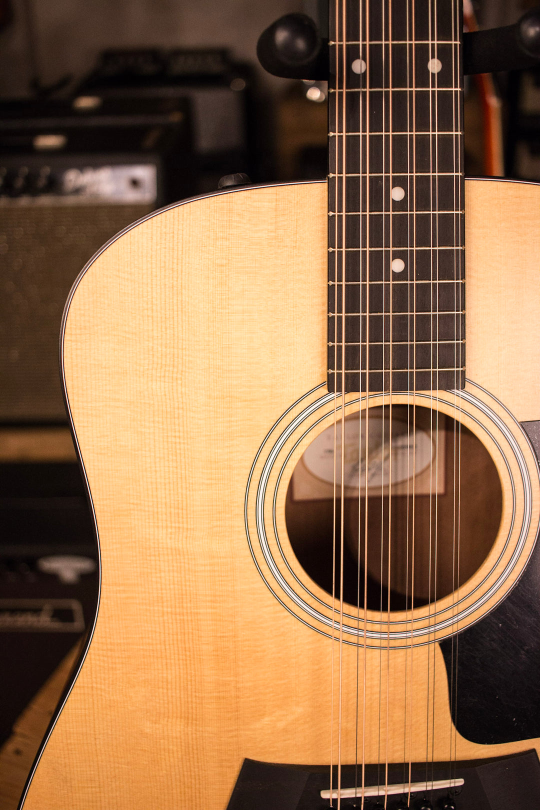 Taylor 100 Series 150e Dreadnought 12-String Acoustic-Electric Guitar Natural