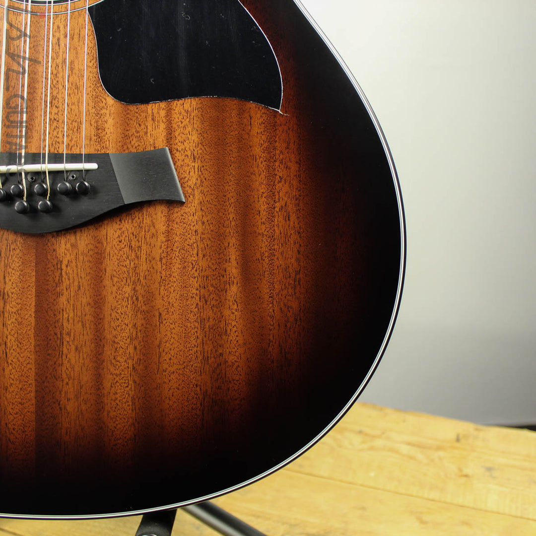 Taylor 326ce Baritone-8 String LTD