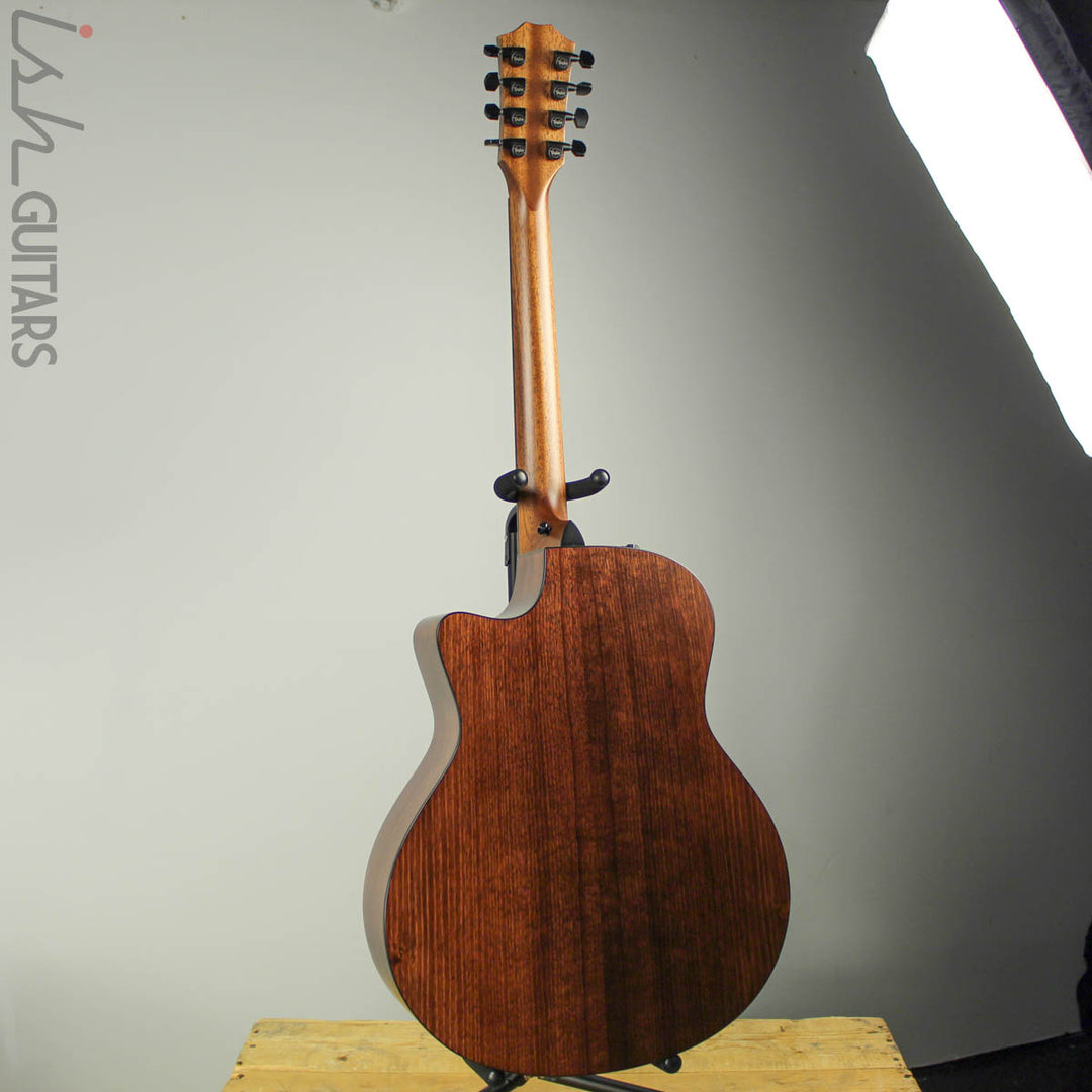 Taylor 326ce Baritone-8 String LTD