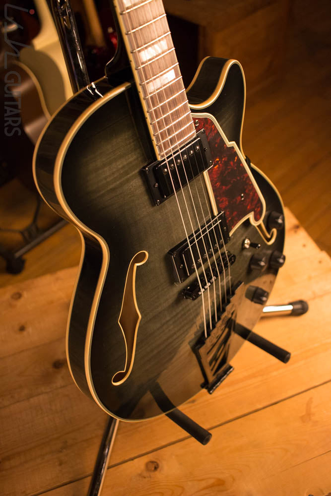D’Angelico Excel EX-SS Laminated Flame Maple Grey Black Store Demo