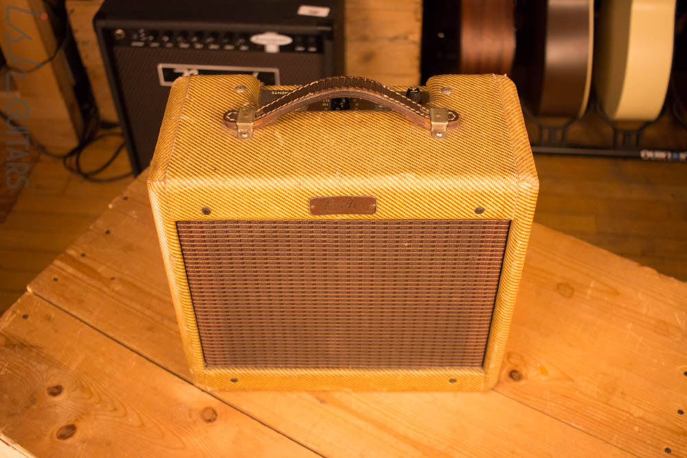 1957 Fender Champ Tweed Guitar Amp