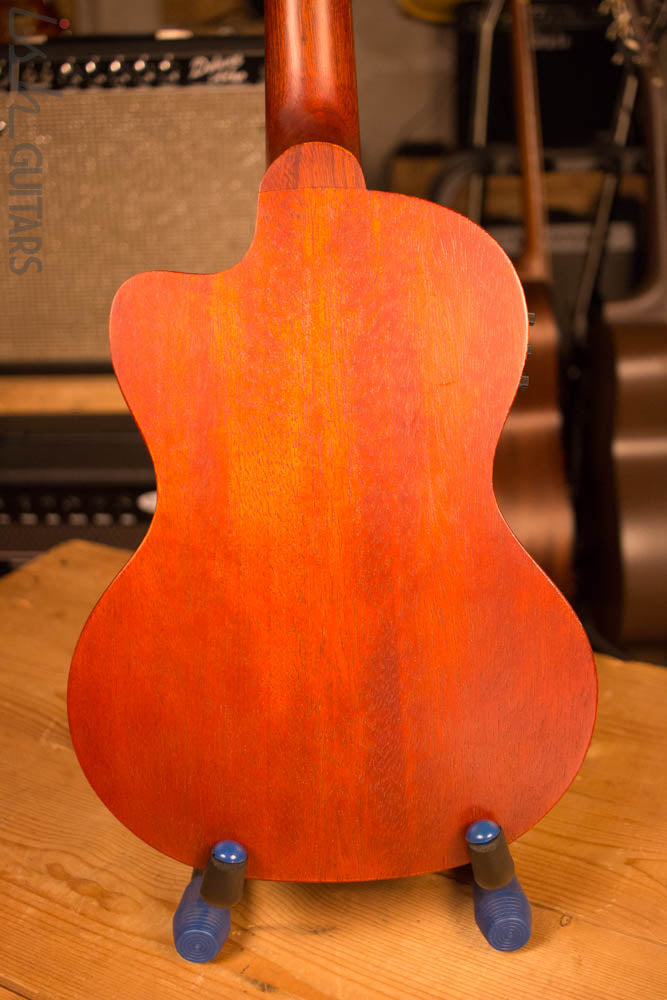 Gretsch Tenor G9121 A.C.E Ukulele w/gig bag