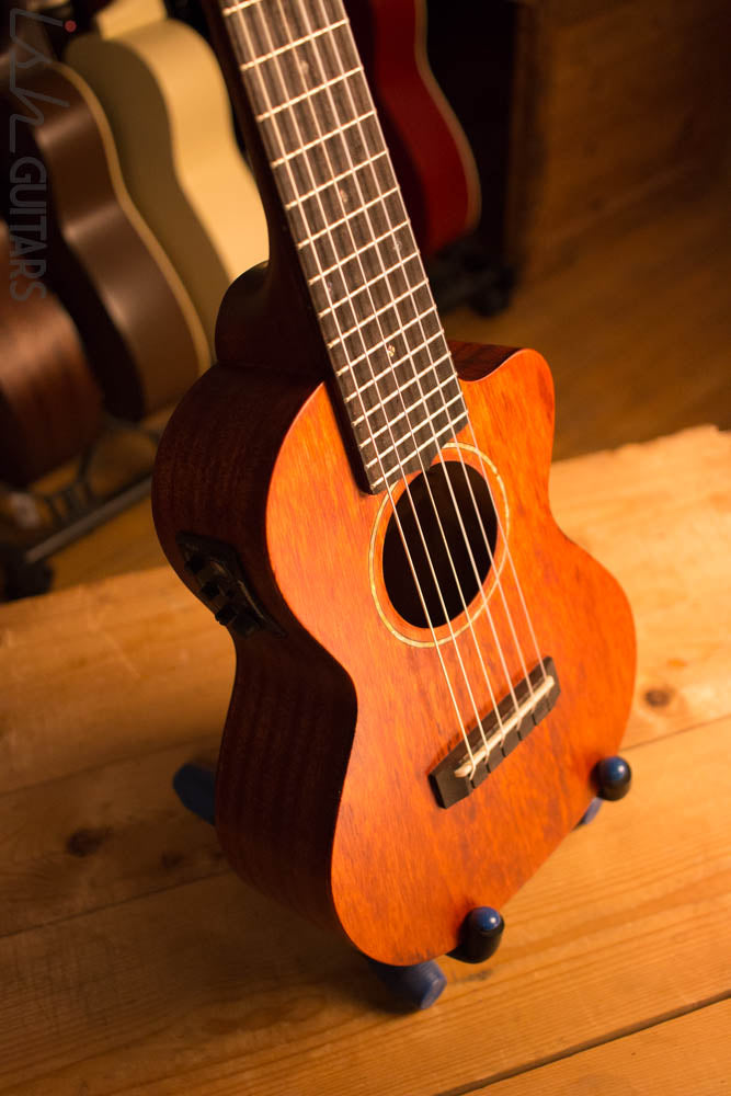 Gretsch G9126-ACE Guitar-Ukulele Acoustic Electric Cutaway