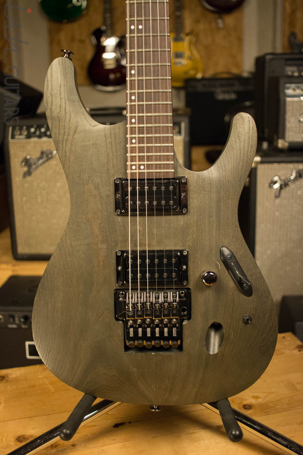 Ibanez PWM100  Paul Waggoner Signature Series Electric Guitar Gray