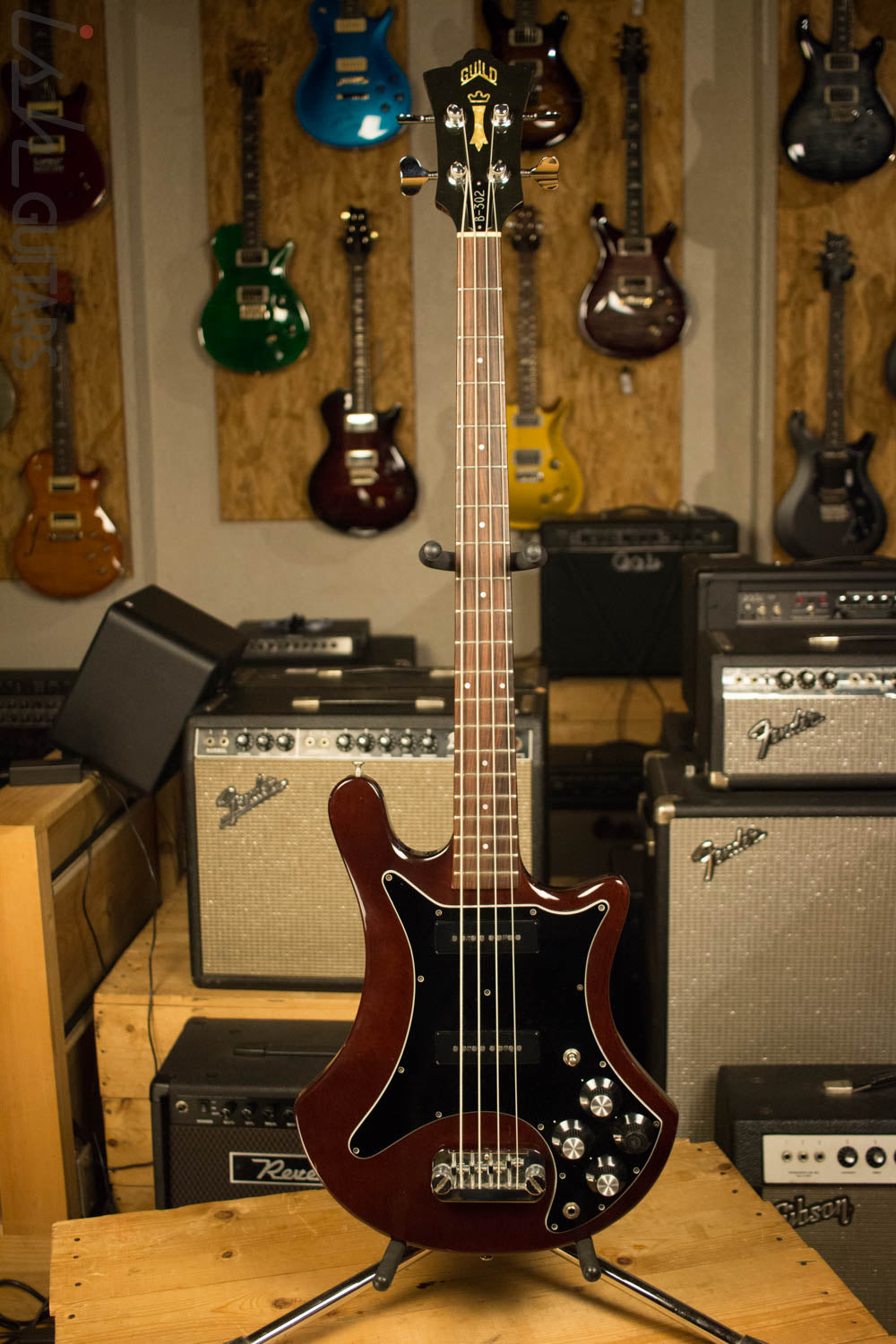 1978 Guild B-302 Bass – Ish Guitars