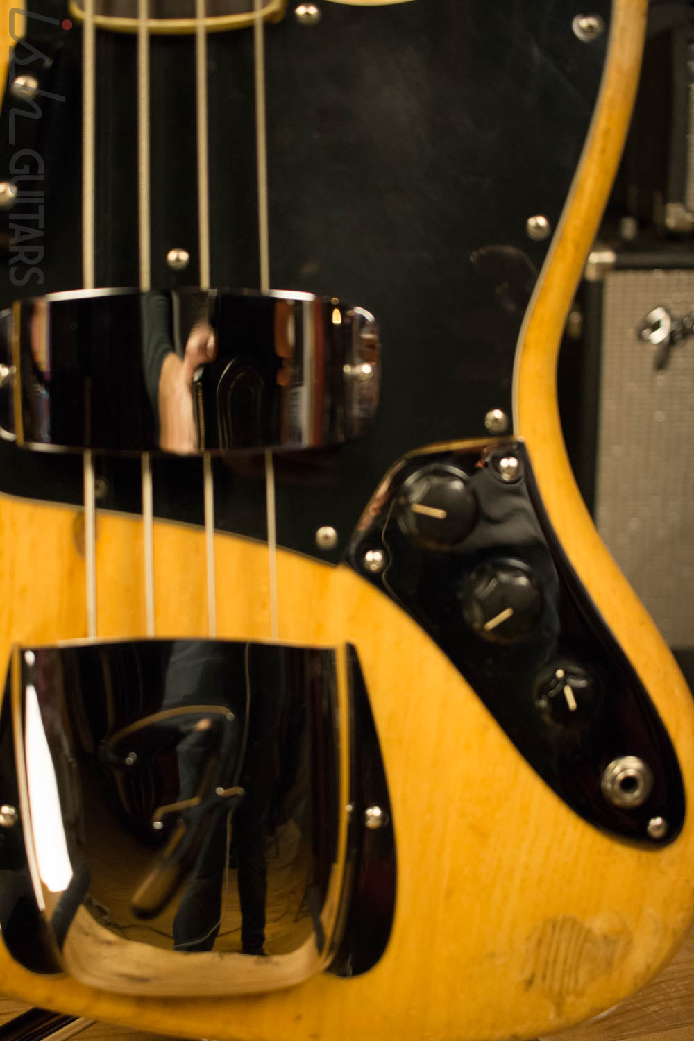 1976 Fender Jazz Bass Ash Natural Original