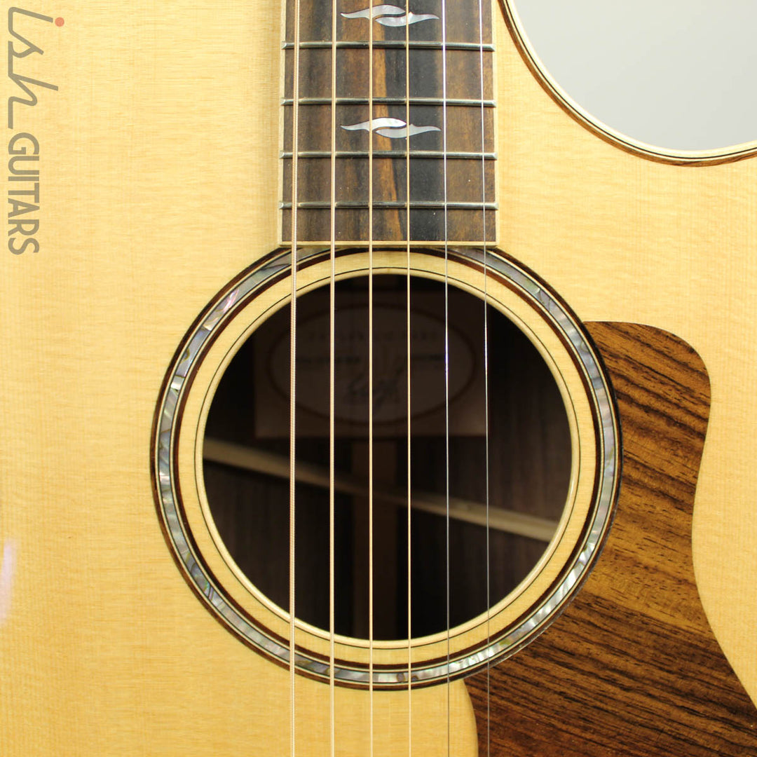 2016 Taylor 812ce 12-Fret Deluxe Grand Concert Cutaway