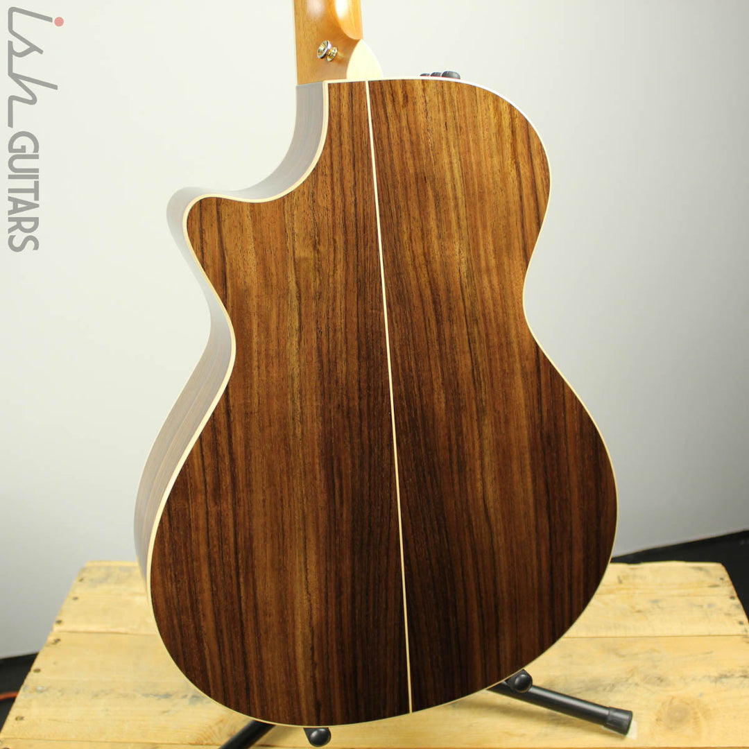 2016 Taylor 812ce 12-Fret Deluxe Grand Concert Cutaway