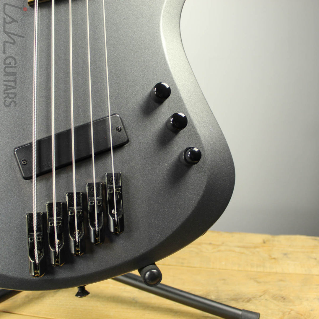 2018 Kiesel Vanquish Multi-scale 5-String Bass