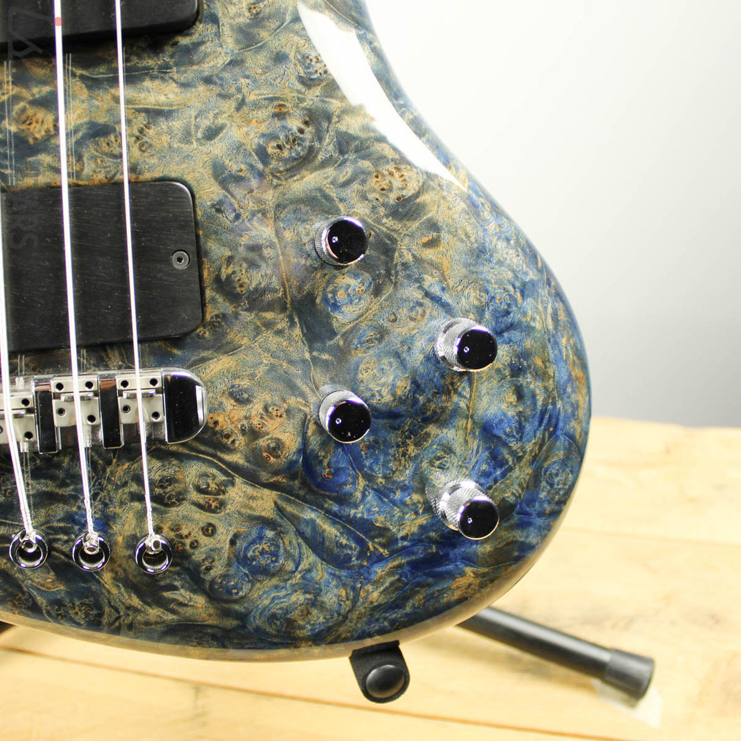 Ritter R8 Singlecut Bass Guitar Solid Maple Burl