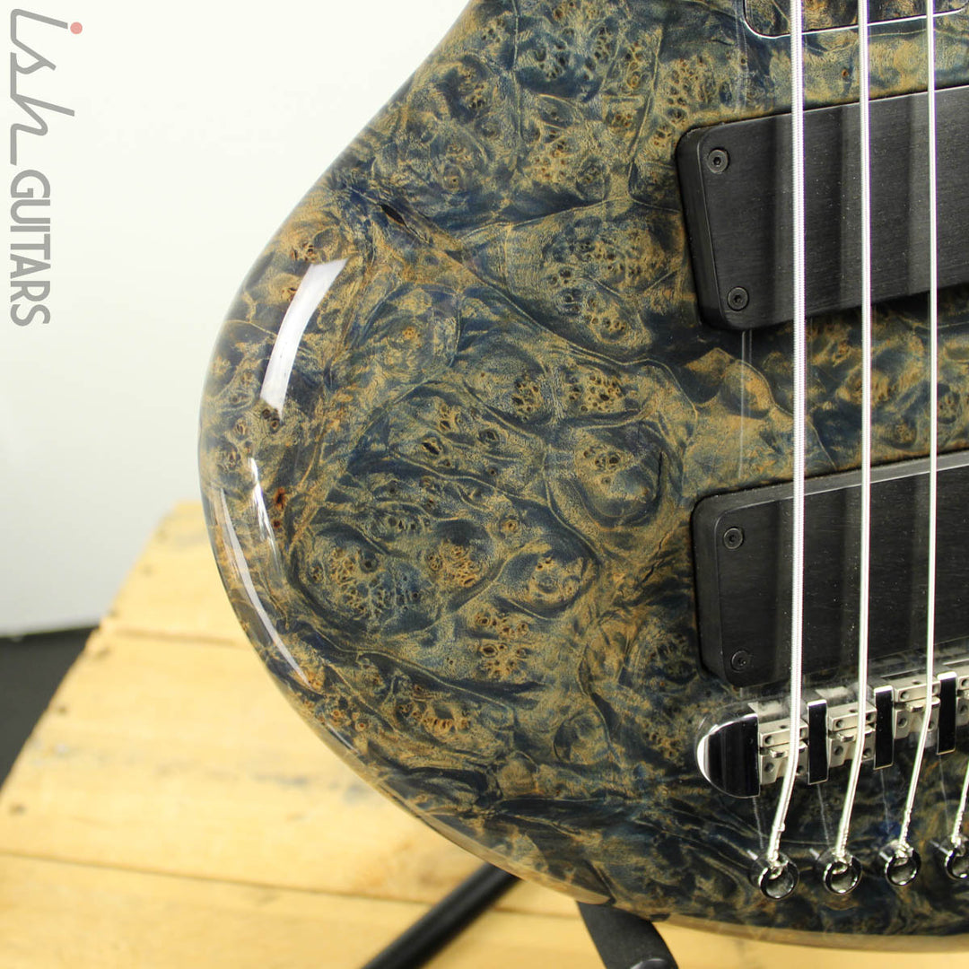Ritter R8 Singlecut Bass Guitar Solid Maple Burl