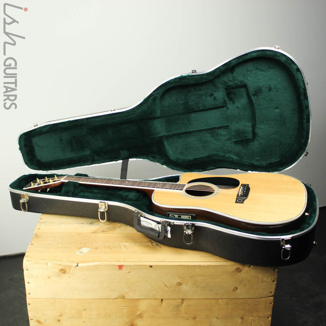 2011 Martin DC Aura Cutaway Acoustic Electric Guitar