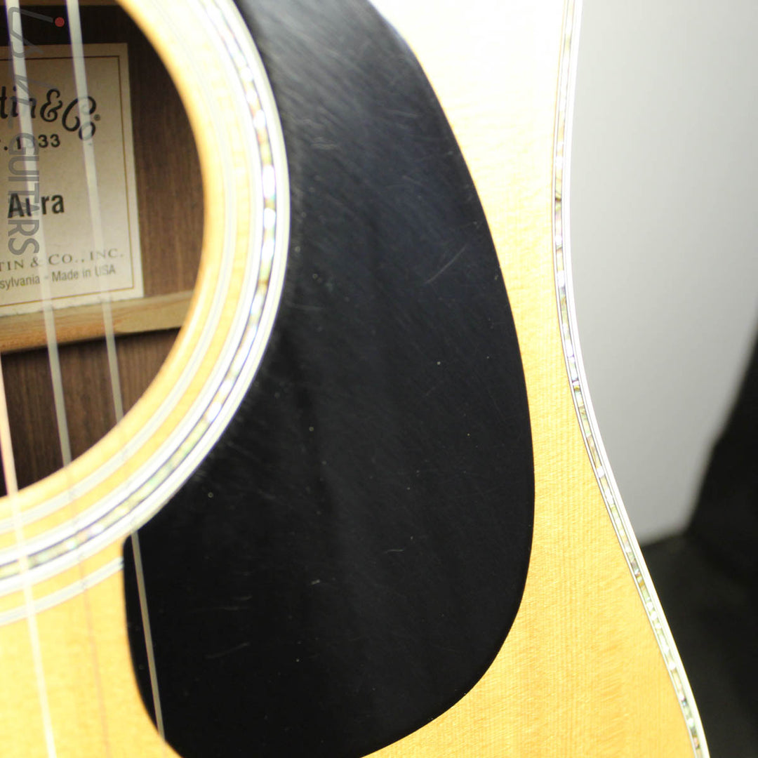 2011 Martin DC Aura Cutaway Acoustic Electric Guitar