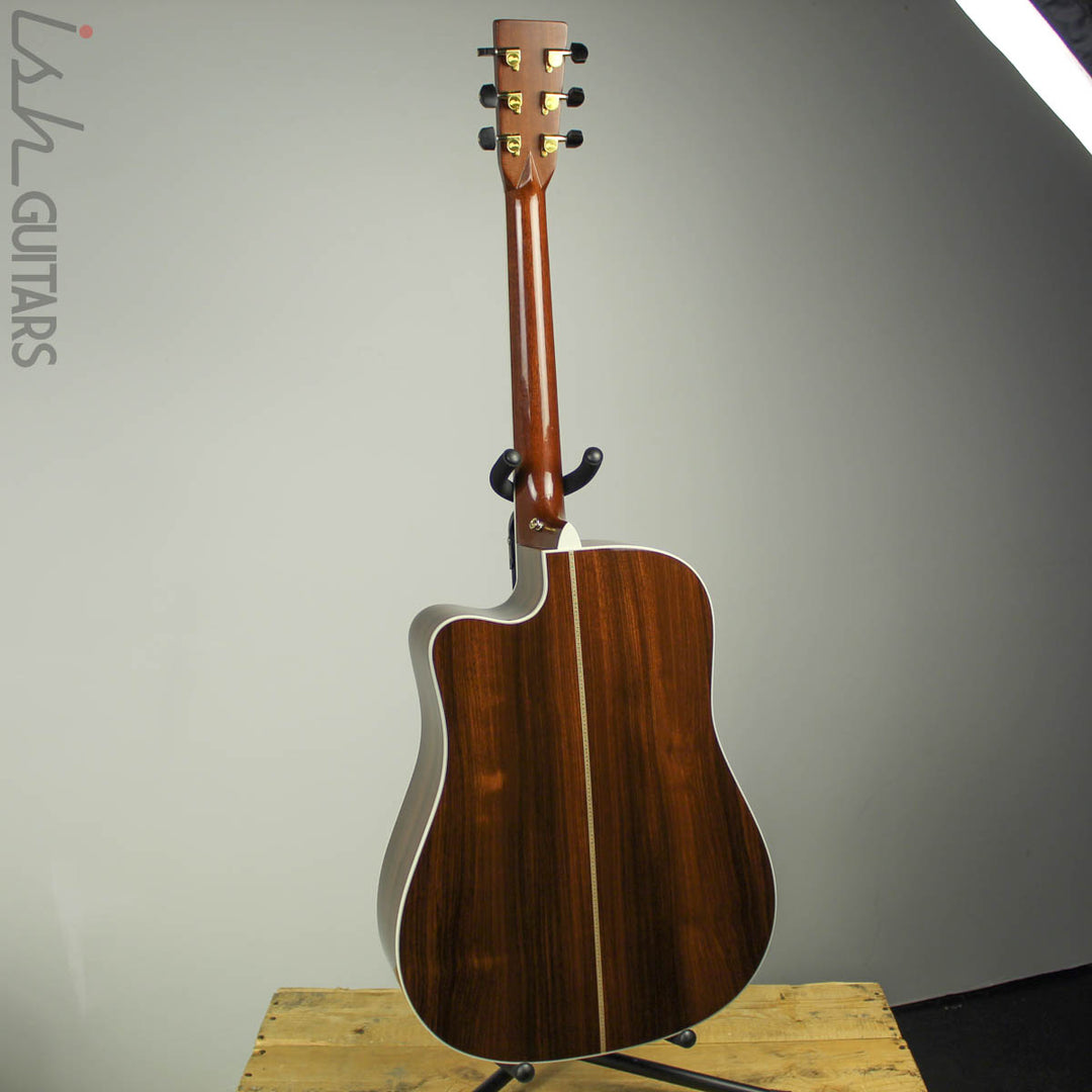 2011 Martin DC Aura Cutaway Acoustic Electric Guitar