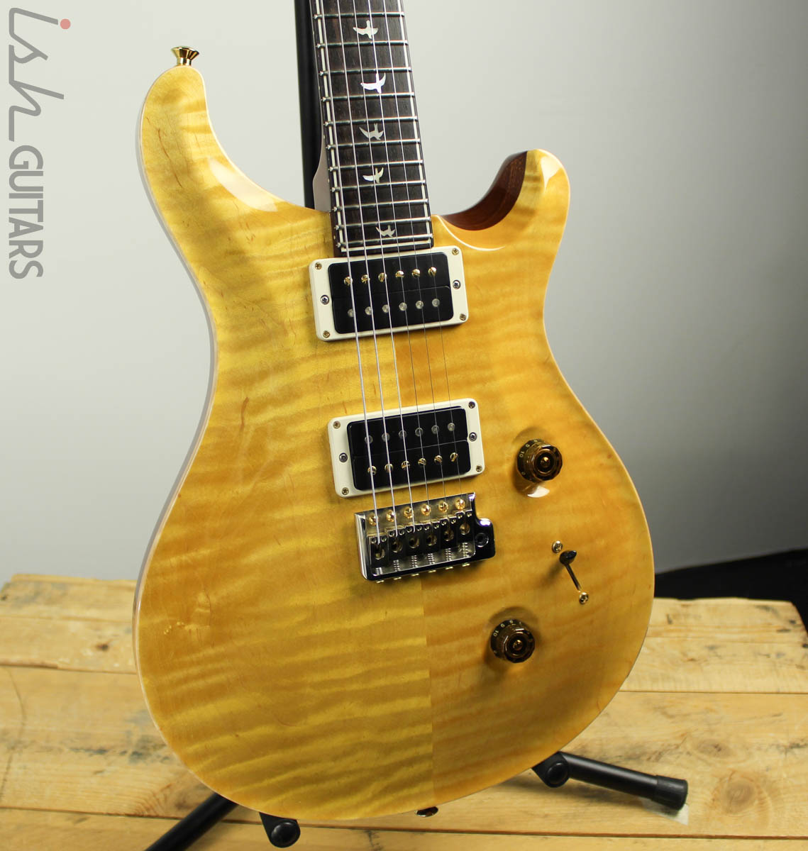 2015 PRS Custom 24 30th Anniversary Honey Yellow Ish Guitars
