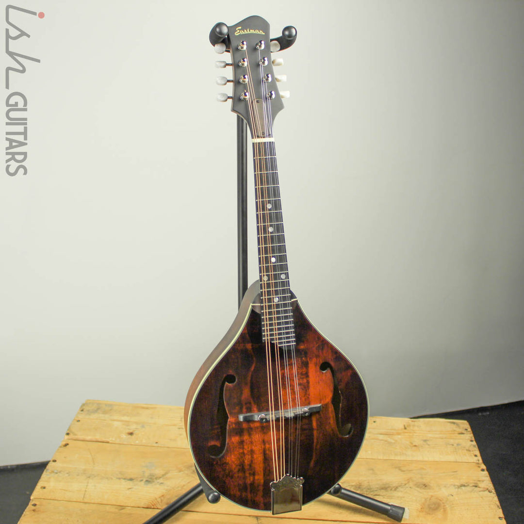 Eastman MD305 Mandolin w/ Travel Bag