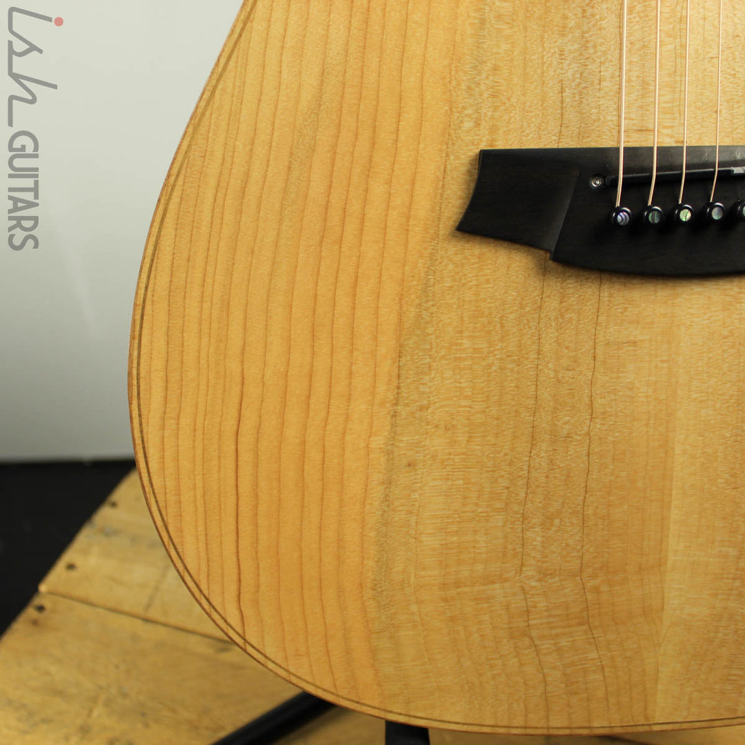 Cole Clark FL3EC-COLB Cedar of Lebanon Top with Blackwood Back and Sides
