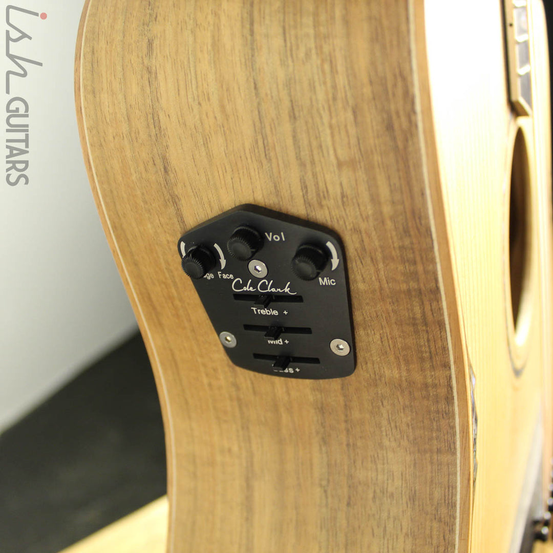 Cole Clark FL3EC-COLB Cedar of Lebanon Top with Blackwood Back and Sides