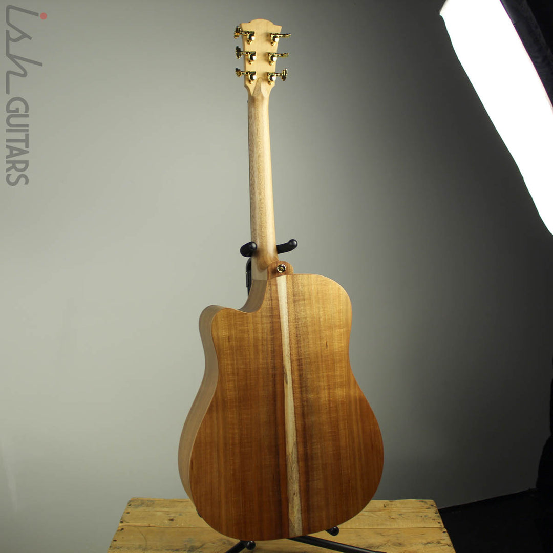 Cole Clark FL3EC-COLB Cedar of Lebanon Top with Blackwood Back and Sides