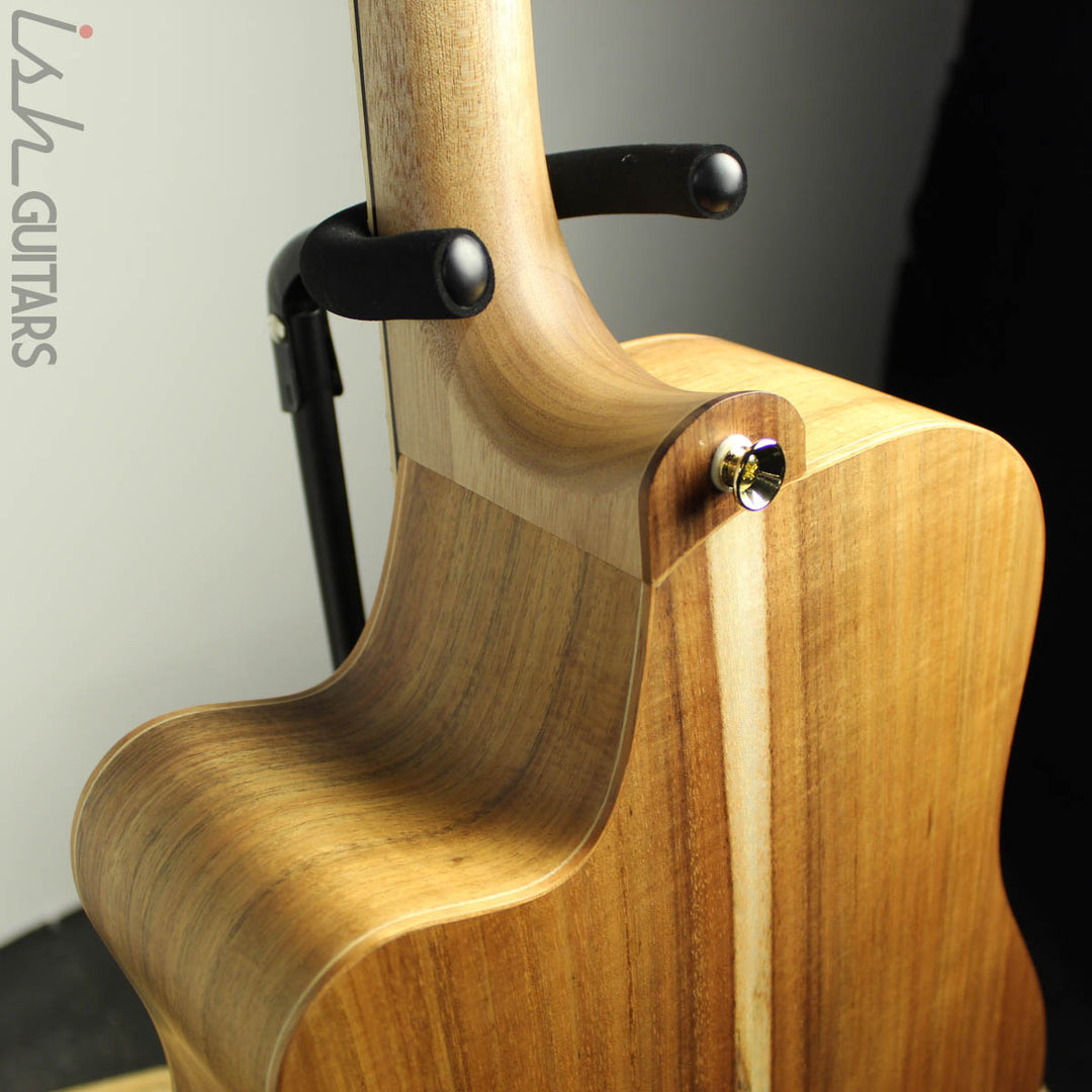 Cole Clark FL3EC-COLB Cedar of Lebanon Top with Blackwood Back and Sides