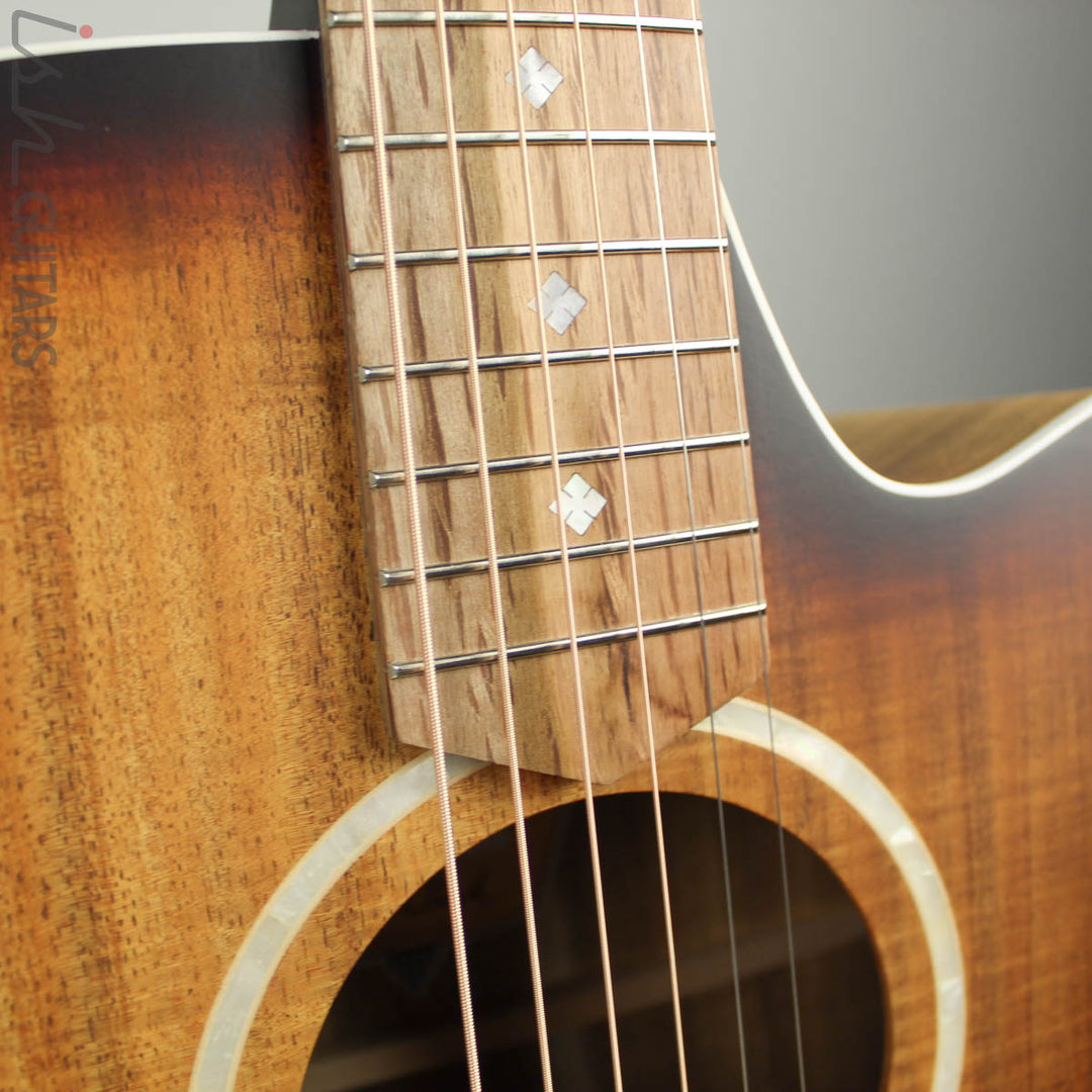 Cole Clark Fat Lady FL2EC-BLBL Sunburst Australian Blackwood