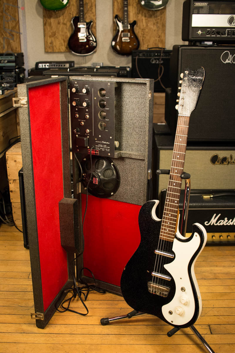 Vintage Silvertone 1449 W/ Amp Case
