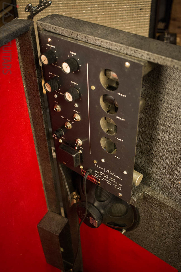 Vintage Silvertone 1449 W/ Amp Case