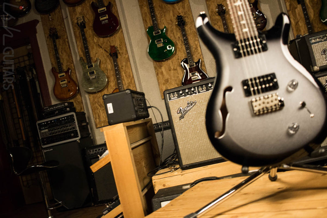 2018 PRS S2 Custom 22 Semihollow Silverburst Custom Color