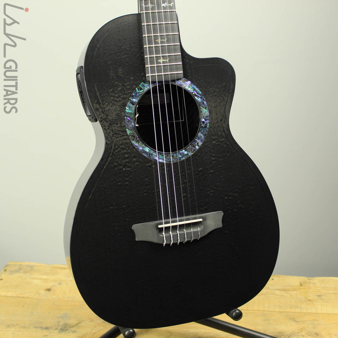Rainsong CO-PA9000NS Concert Series Parlor Nylon Carbon Fiber Acoustic
