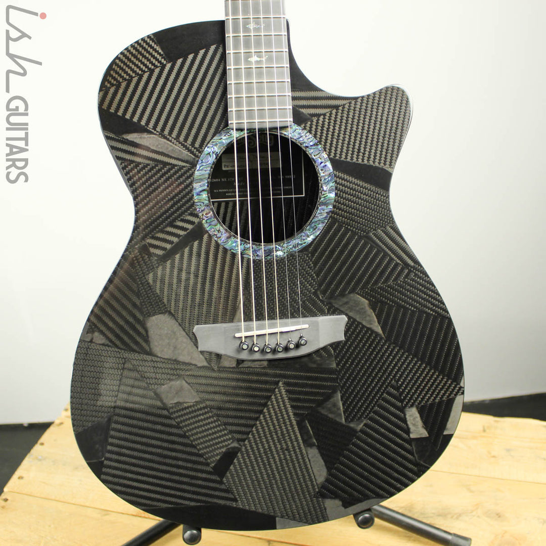 RainSong Black Ice BI-OM1000N2 Graphite Acoustic