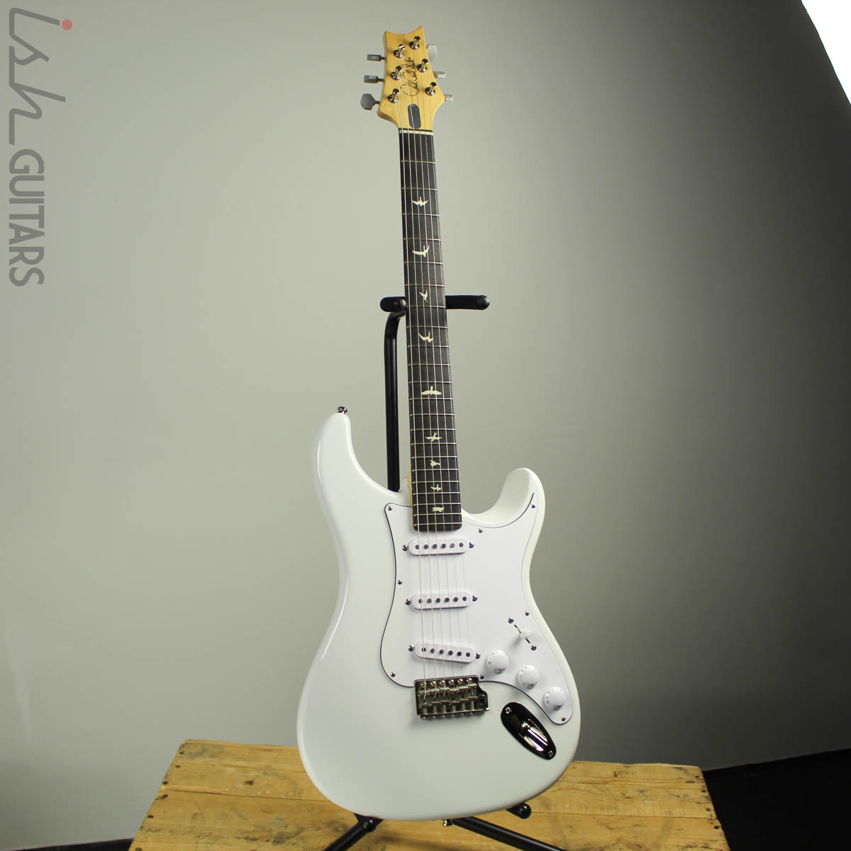 2019 Paul Reed Smith PRS Silver Sky Frost *WITH HARD CASE* – Ish