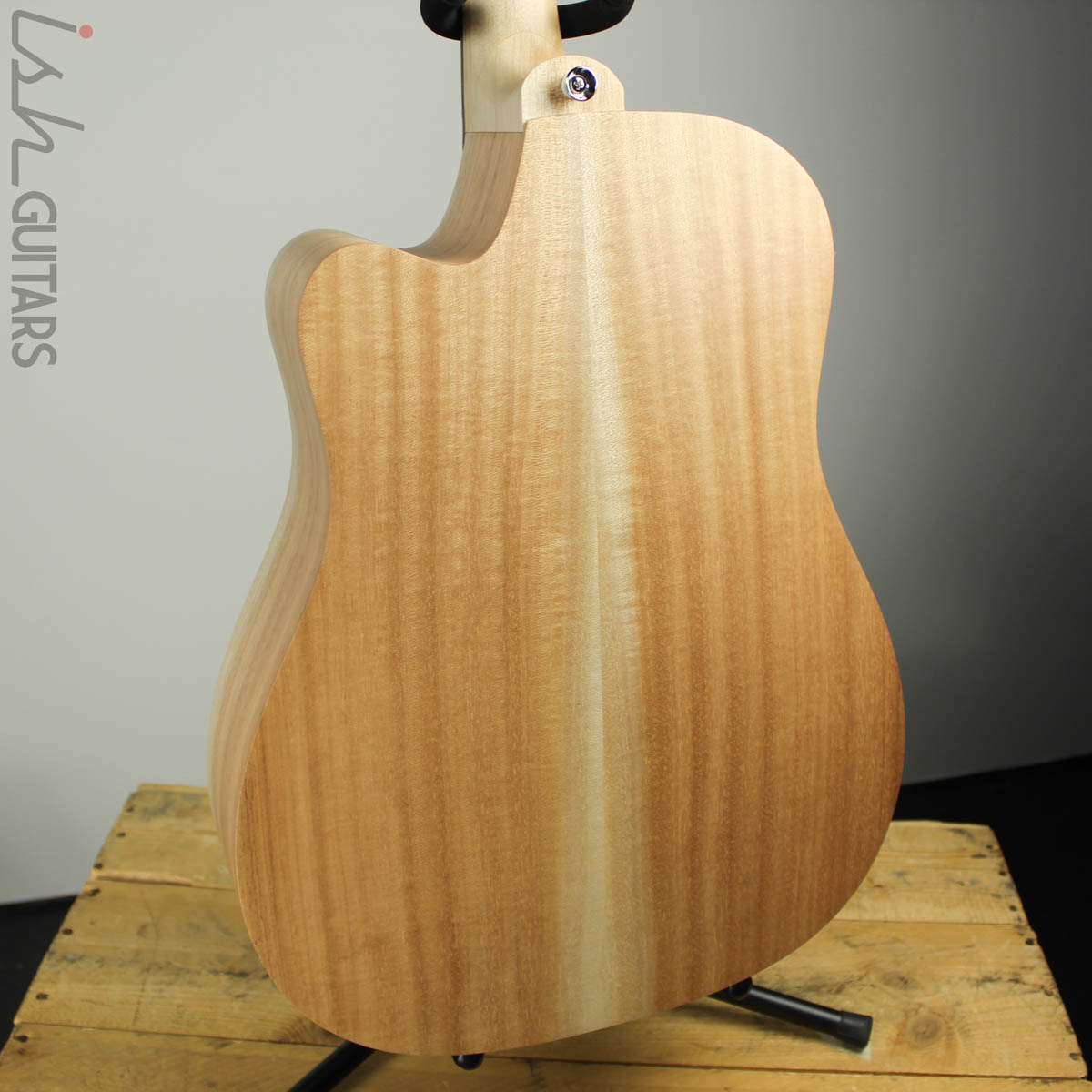 Cole Clark Fat Lady FL1EC-BM Bunya/Maple – Ish Guitars