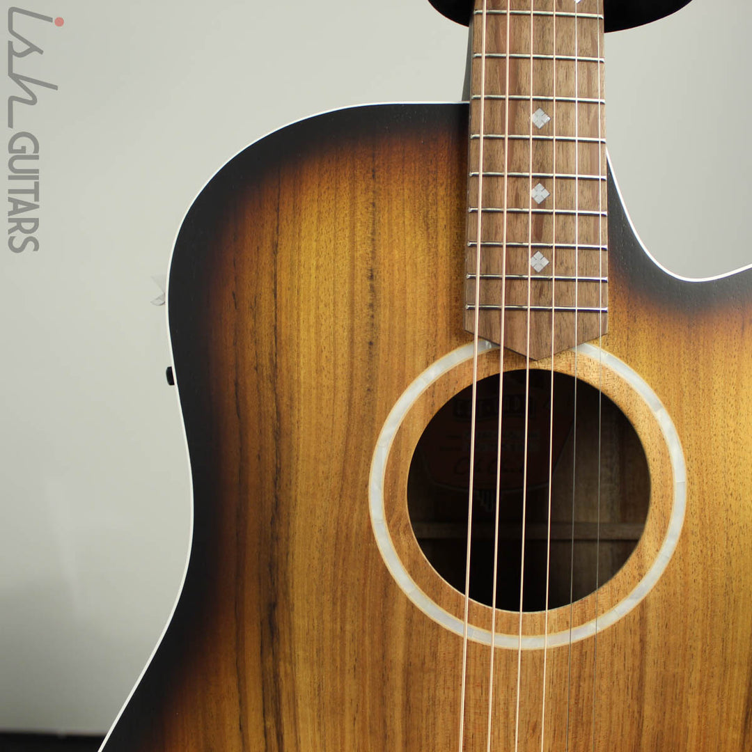 Cole Clark Fat Lady FL2EC-BLBL Sunburst Australian Blackwood