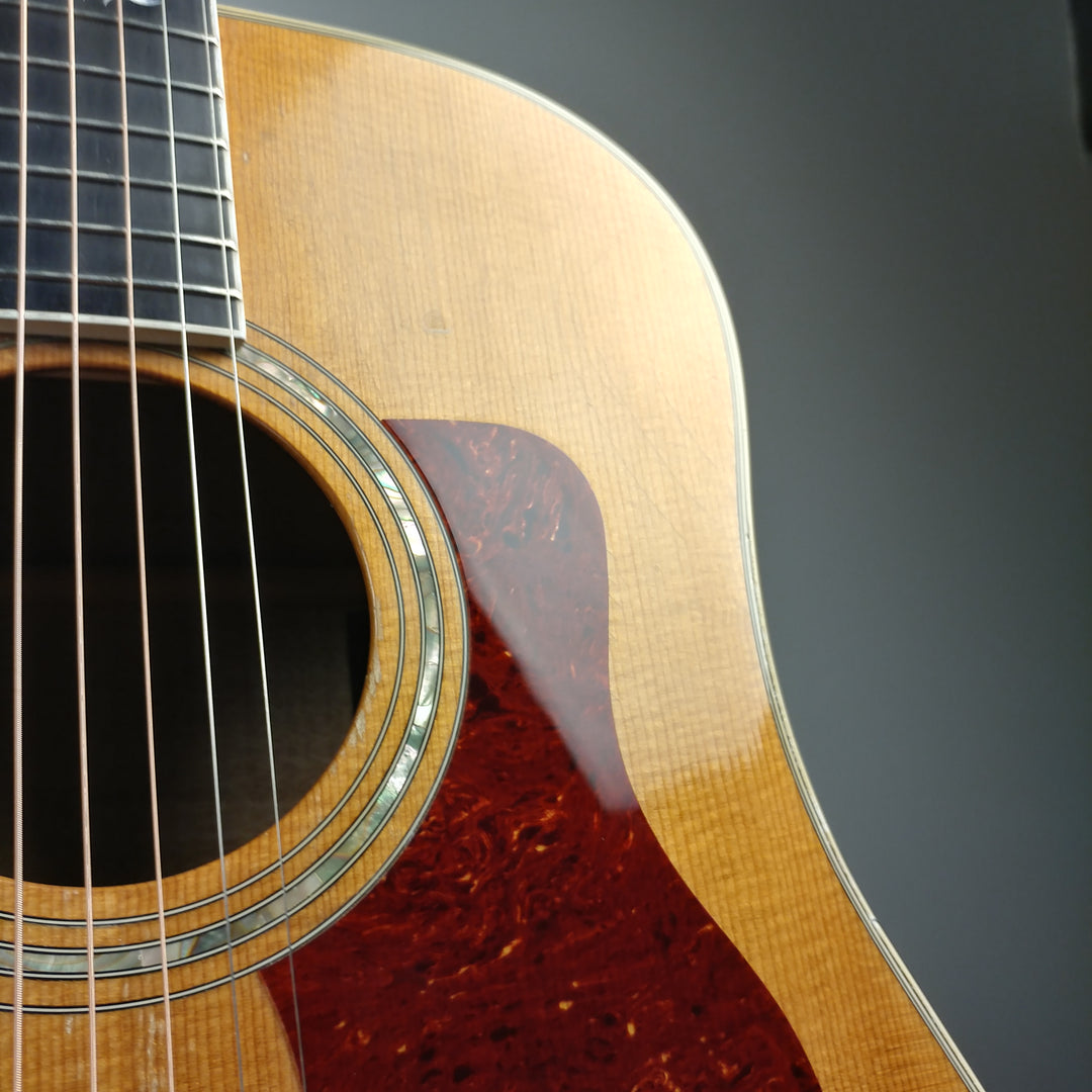 1993 Taylor 610 Natural With L.R. Baggs iBeam
