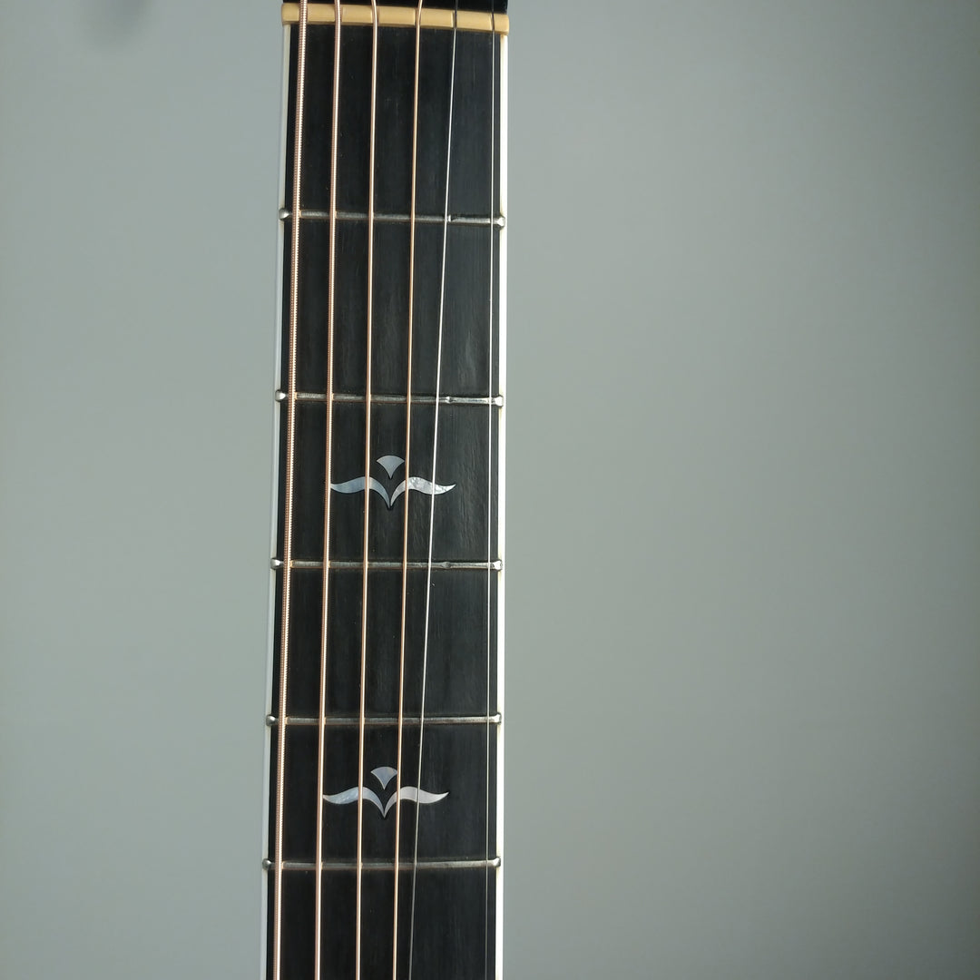 1993 Taylor 610 Natural With L.R. Baggs iBeam