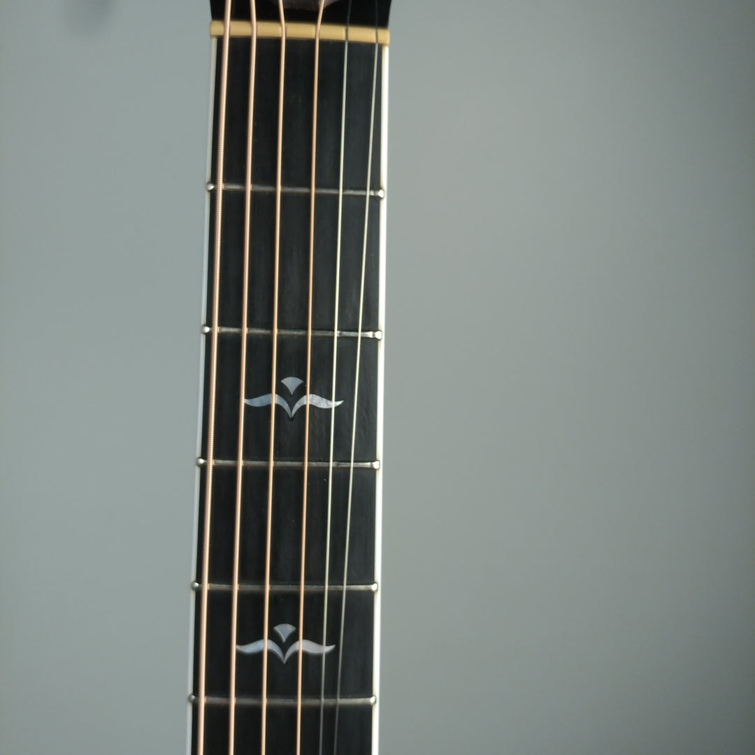 1993 Taylor 610 Natural With L.R. Baggs iBeam
