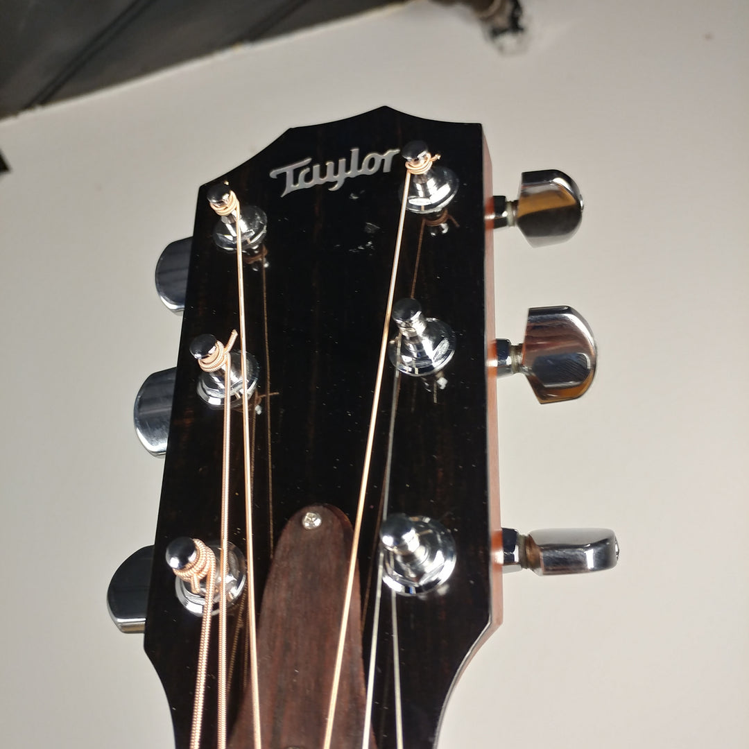 1993 Taylor 610 Natural With L.R. Baggs iBeam