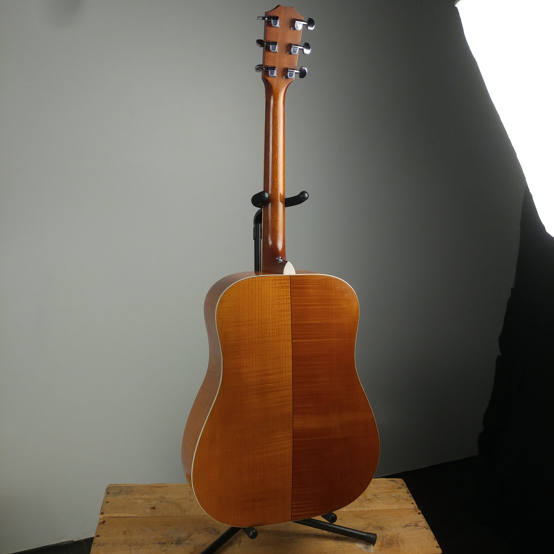 1993 Taylor 610 Natural With L.R. Baggs iBeam