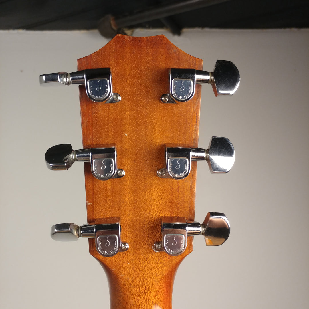 1993 Taylor 610 Natural With L.R. Baggs iBeam