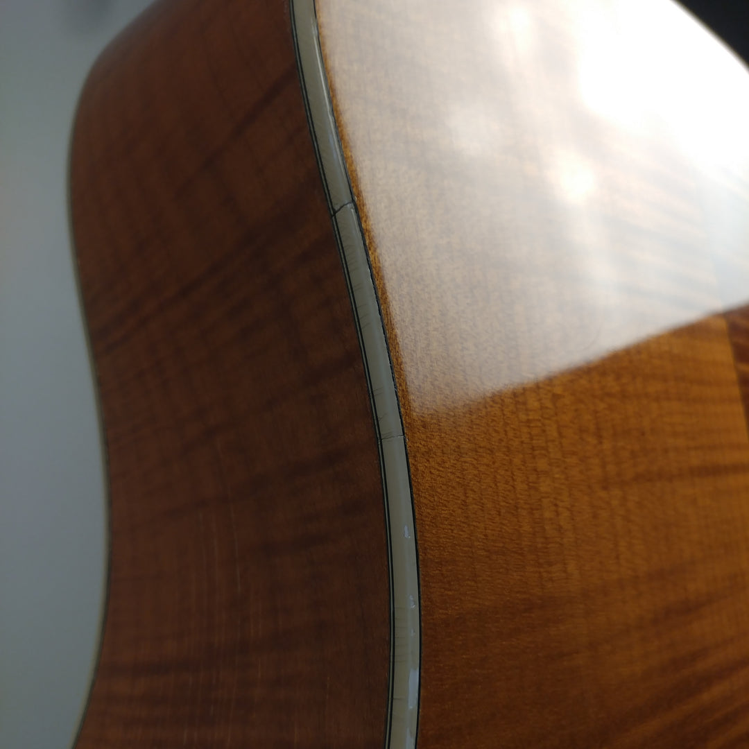 1993 Taylor 610 Natural With L.R. Baggs iBeam