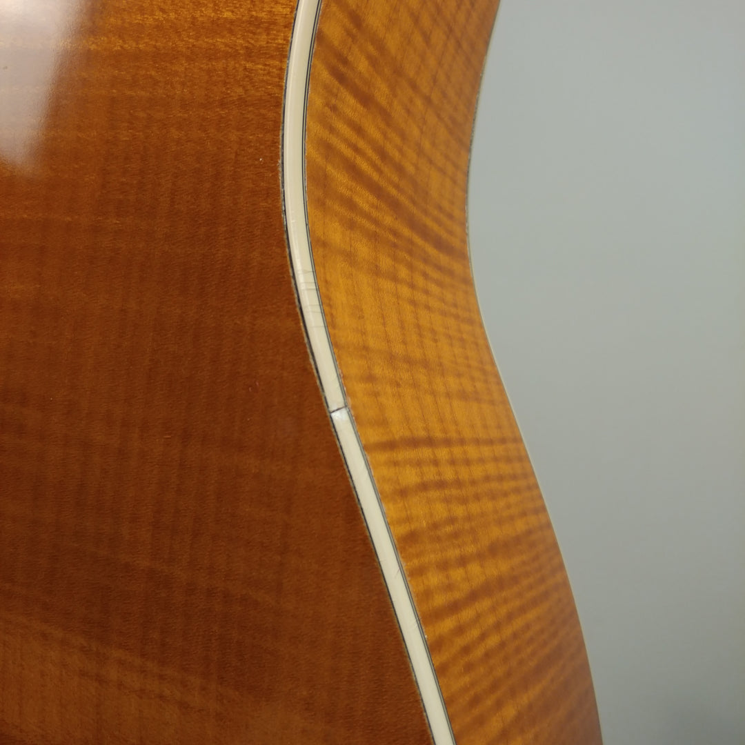 1993 Taylor 610 Natural With L.R. Baggs iBeam