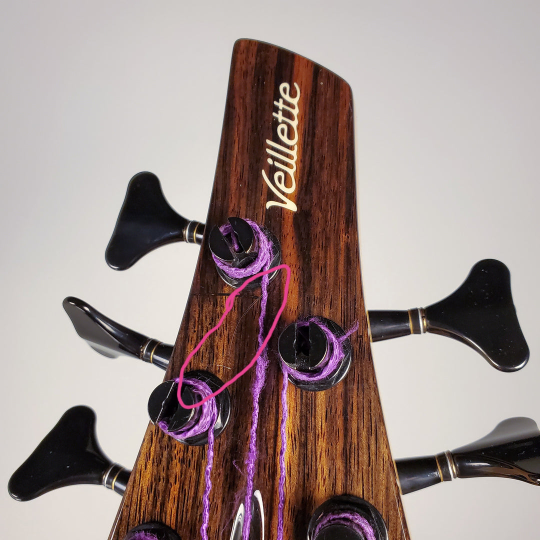 Veillette Minotaur 5 String 33" Short Scale Bass Guitar w/ Piezo