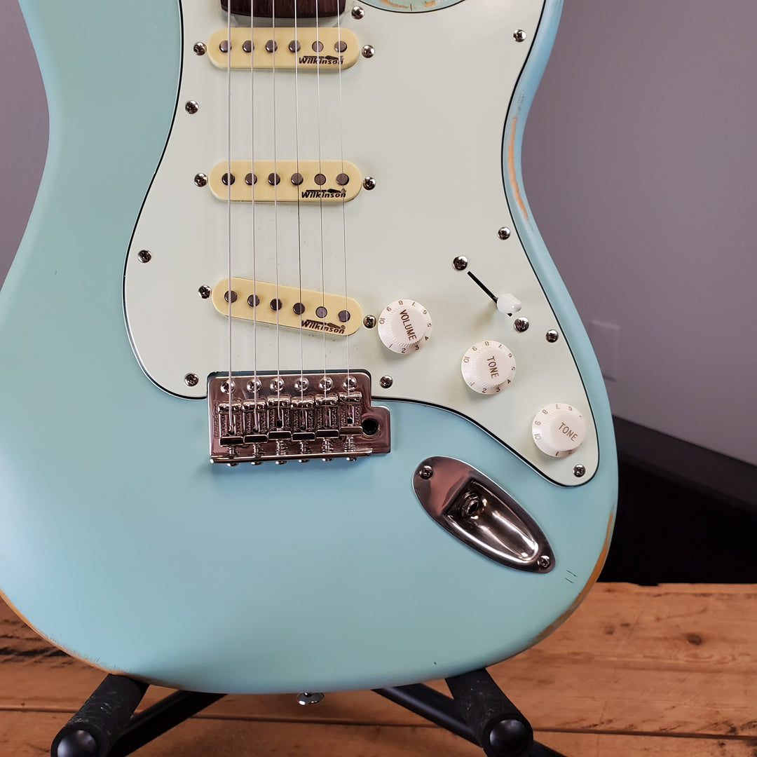 Vintage Icon Series V6 Strat Style Reliced Sonic Blue