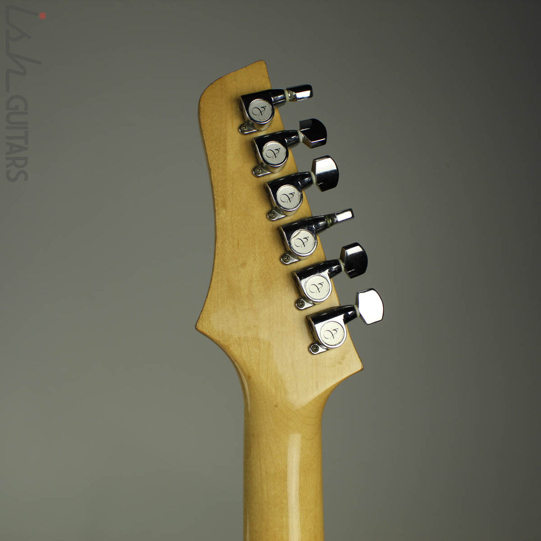 1980’s Vantage Avenger AV-330