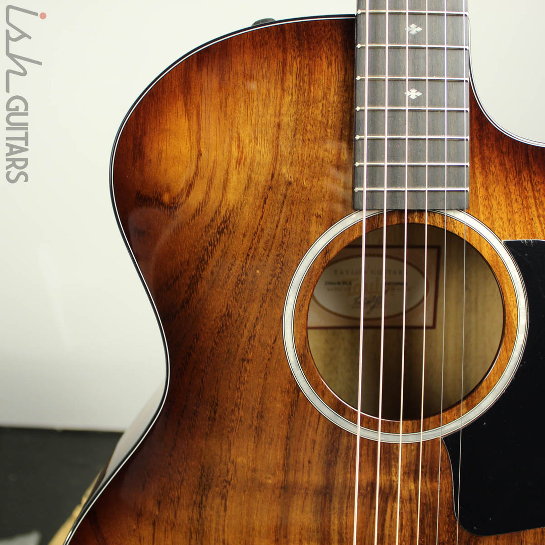 2019 Taylor 224ce-K DLX Hawaiian Koa