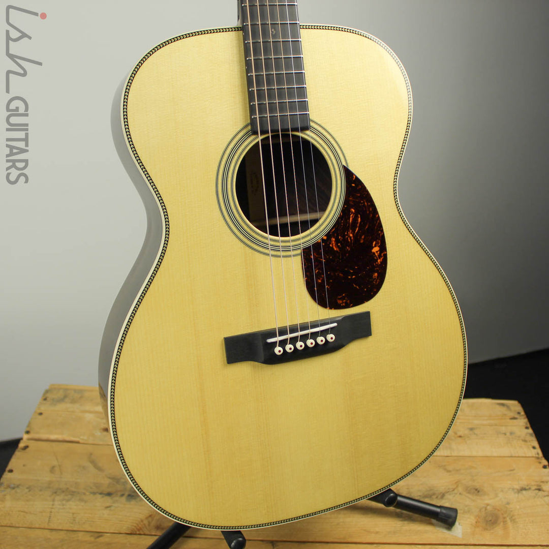 Martin Custom Shop 000-28 Wild Grain Rosewood Adirondack Spruce HD